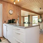 Seaside Haven In Stoense-by Traum Vakantiehuis Tranekær